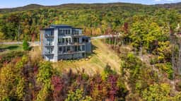 The Summit 85 - Image 4