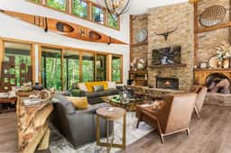 Creekside Manor - Image 3