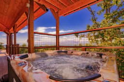 Manna Mountain Lodge - Image 2