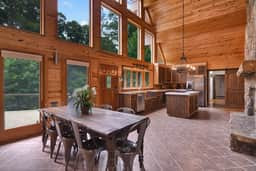 Toccoa Riverside Retreat - Image 5