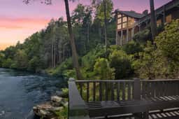 Toccoa Riverside Retreat - Image 2
